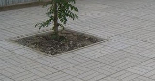 Качественная тротуарная плитка серого цвета в Новоалтайске в октябре