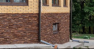 Наружная отделка фундамента в Новоалтайске от ТротуарнаяПлитка по цене от 920 руб.