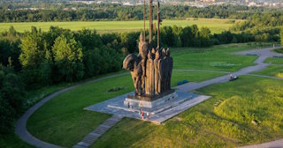 Благоустройство памятников в Новоалтайске от 920 руб. – компания ТротуарнаяПлитка