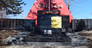 Профессиональное благоустройство памятников в Новоалтайске в октябре